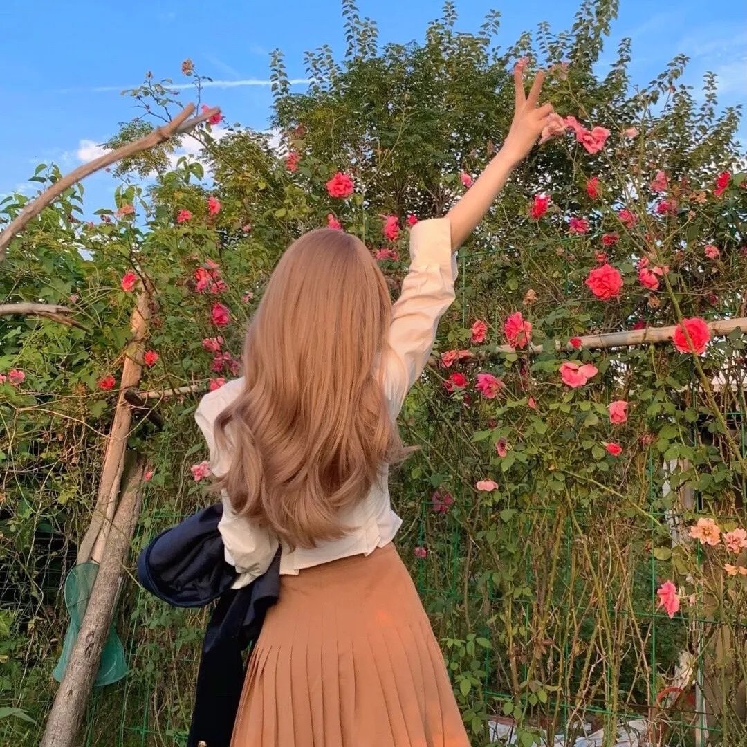 报告秦总，夫人她是古代老祖宗