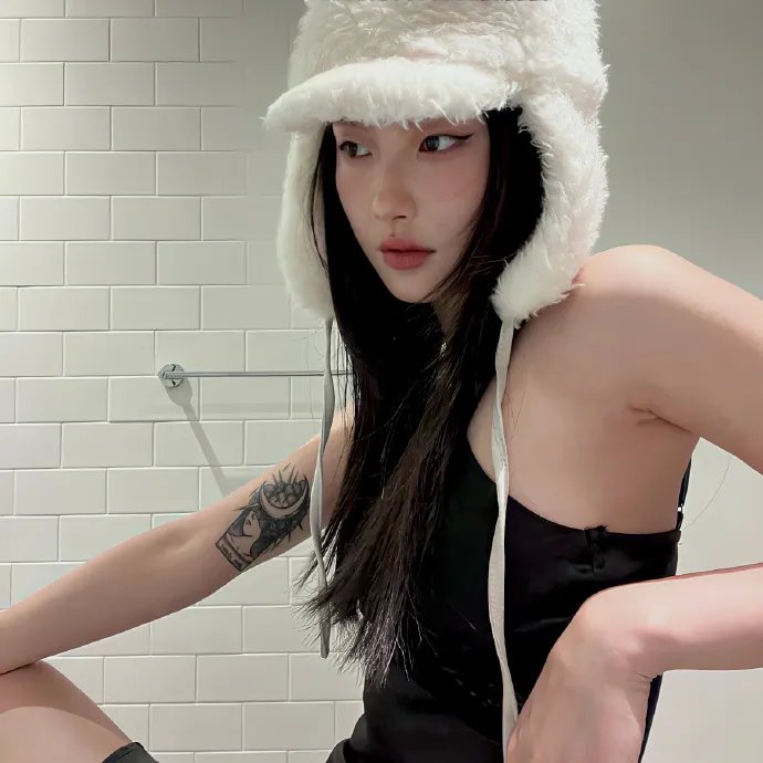 疏雨梧桐浅月朦胧